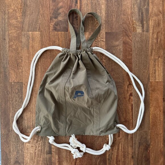 EUC Praise Endurance Cleinfeld Drawstring Backpack for Runners - Picture 2 of 4